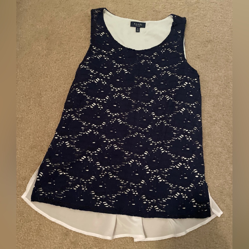 Kaari Blue Women’s Sleeveless Blouse-Navy lace overlay & white-EUC-Size Small